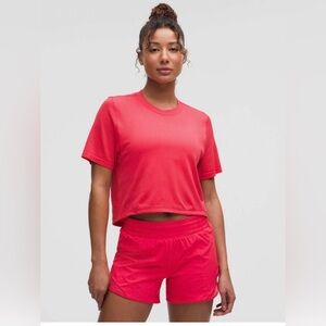 Lululemon Swiftly Graphic NWT High-Low Cropped Short-Sleeve Red Glow